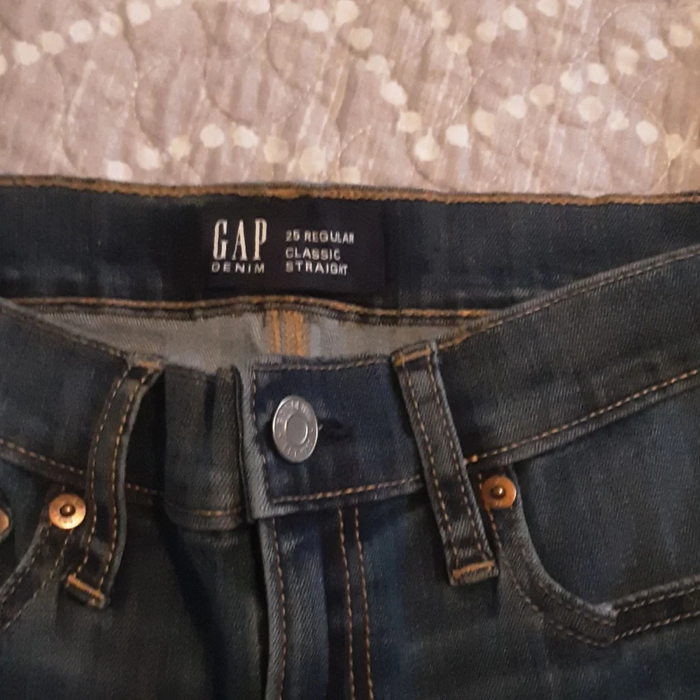 Gap jeans size 25 regular - Picture 2 of 5